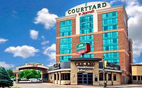 Marriott Courtyard Niagara Falls